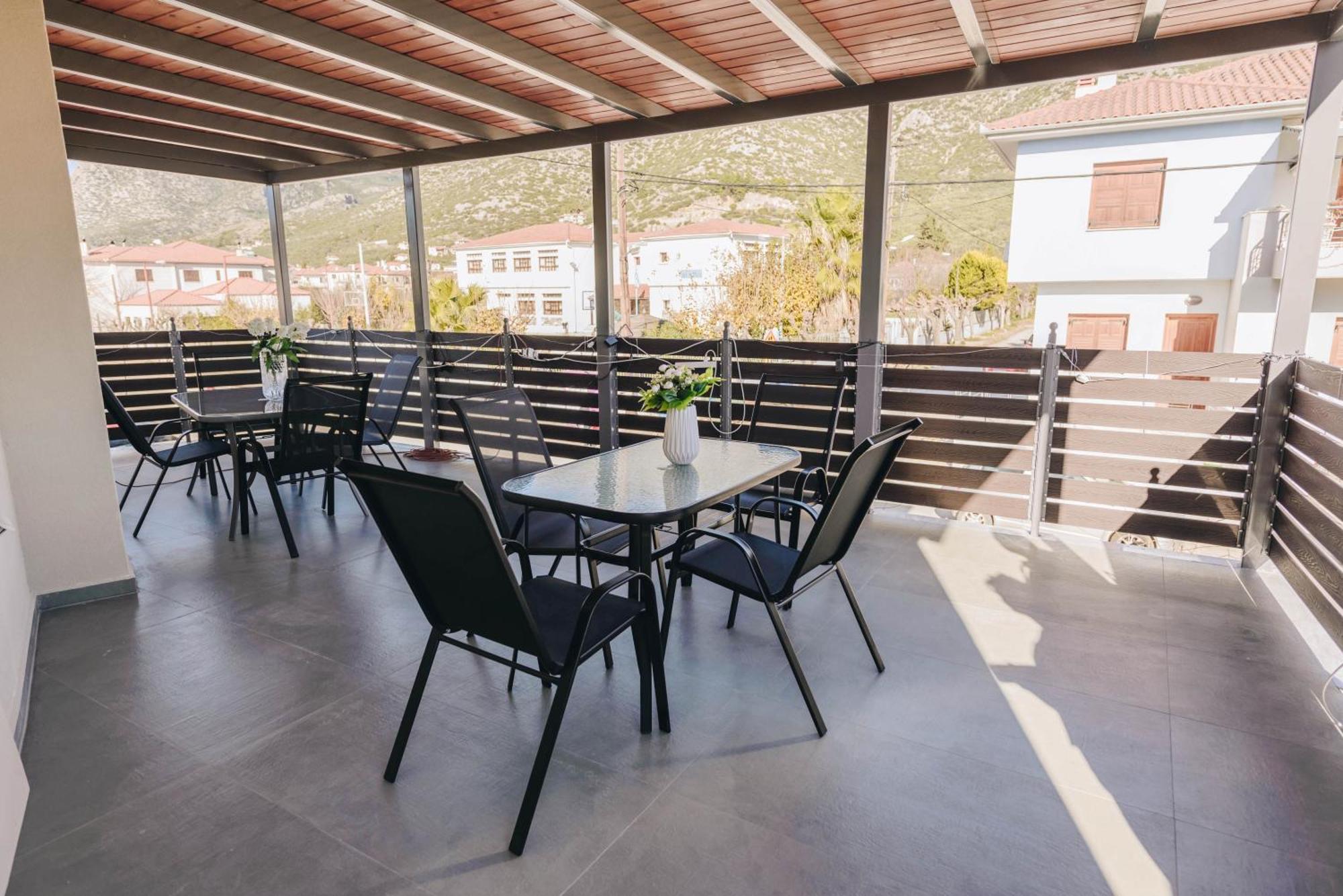 Sunrise Guesthouse Agria Esterno foto