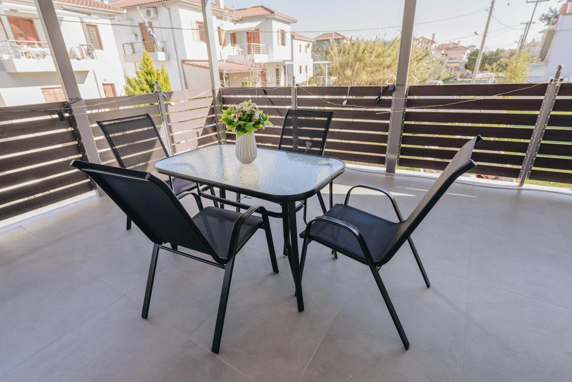 Sunrise Guesthouse Agria Esterno foto