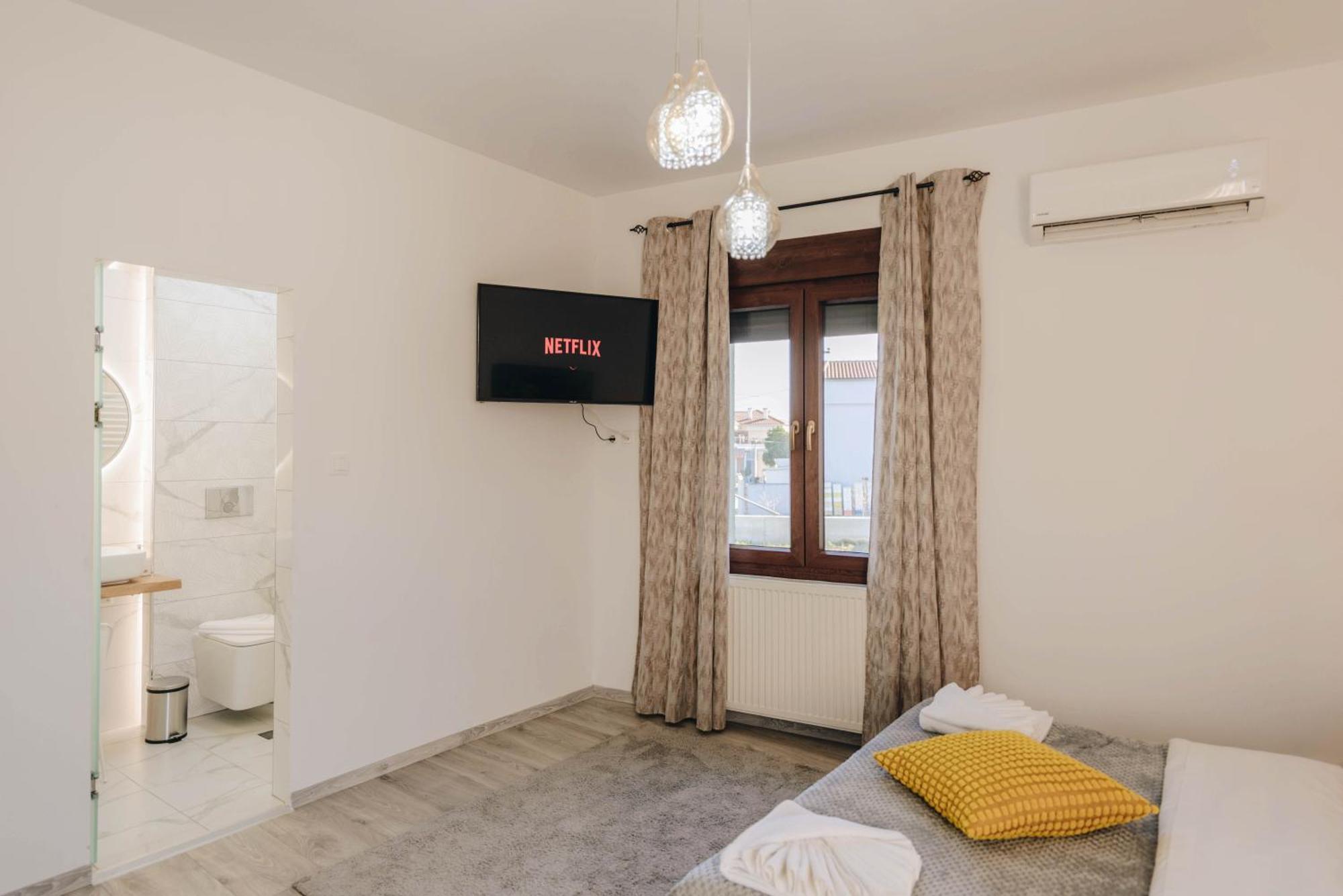 Sunrise Guesthouse Agria Esterno foto